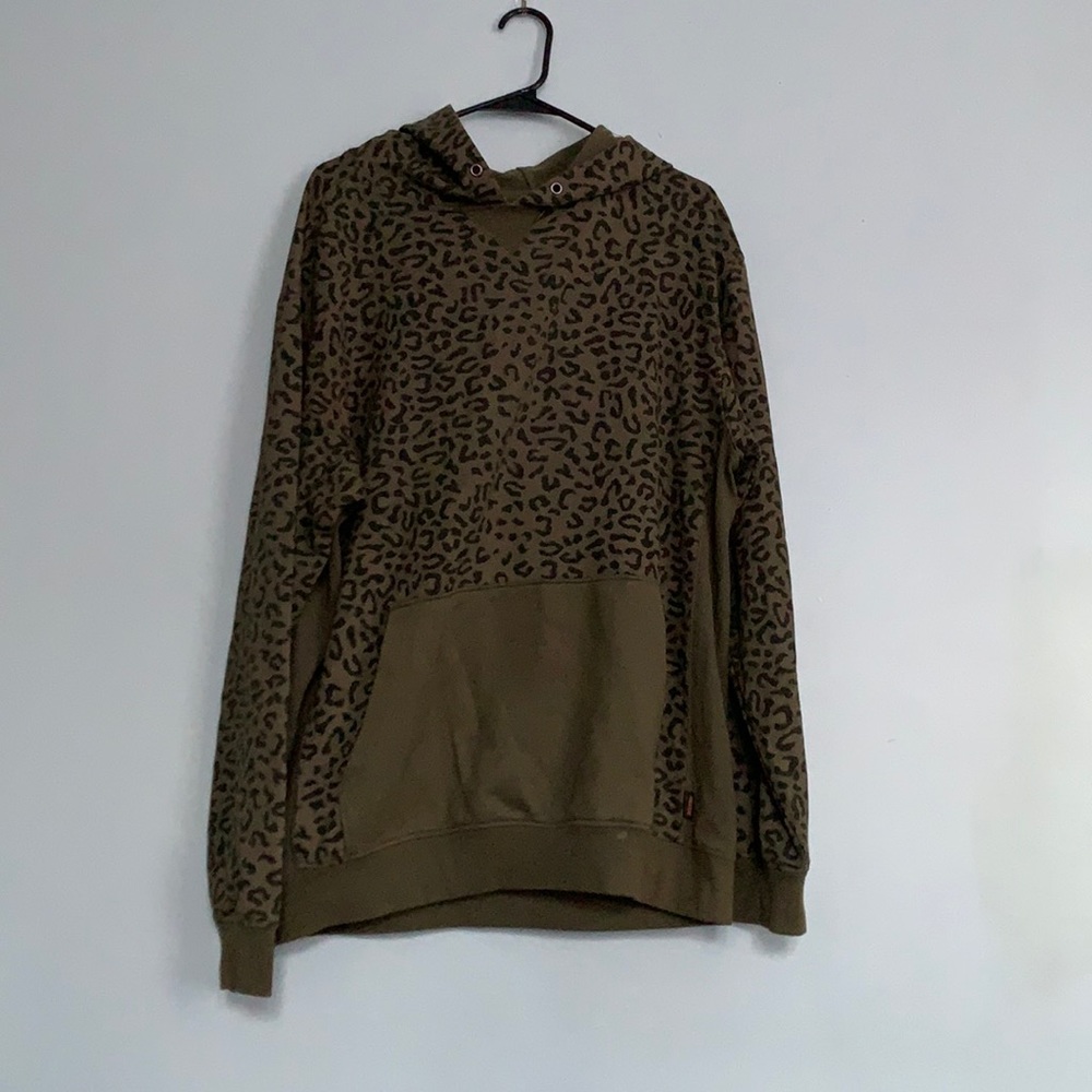 Volcom army green hoodie